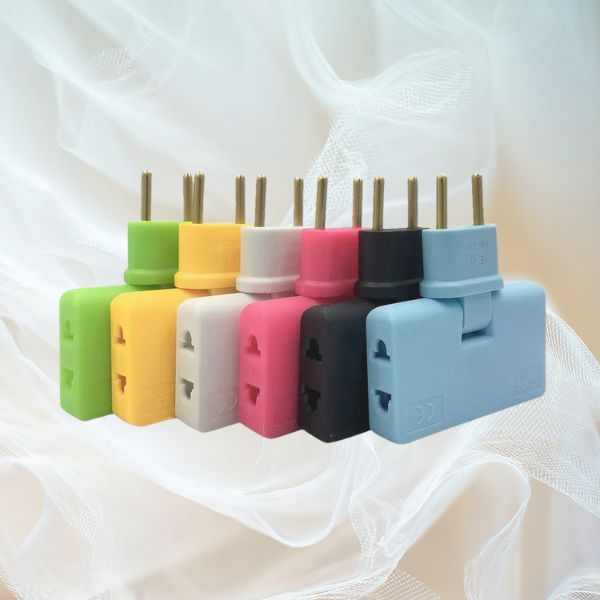 Adaptador de Tomada Flexível 3 Em 1 Plugmax™