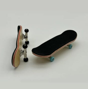Brinquedos em Miniaturas - Skate