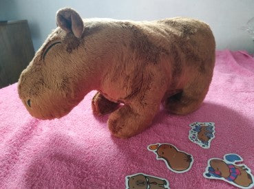 Bicho de Pelúcia Capivara